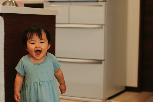 食事中の立ち歩き